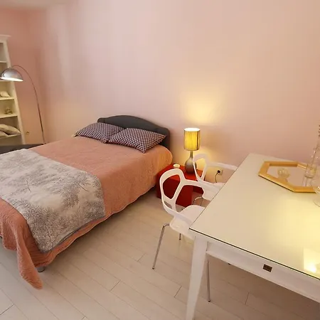 Downtown 2br