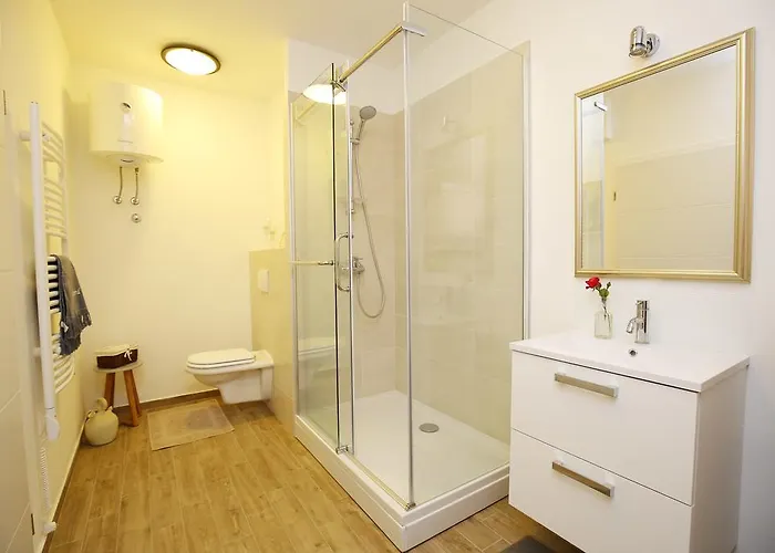 Lägenhet Downtown 2br Zadar